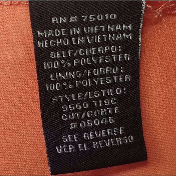 CITY TRIANGLES DRESS - Picture 6 of 7